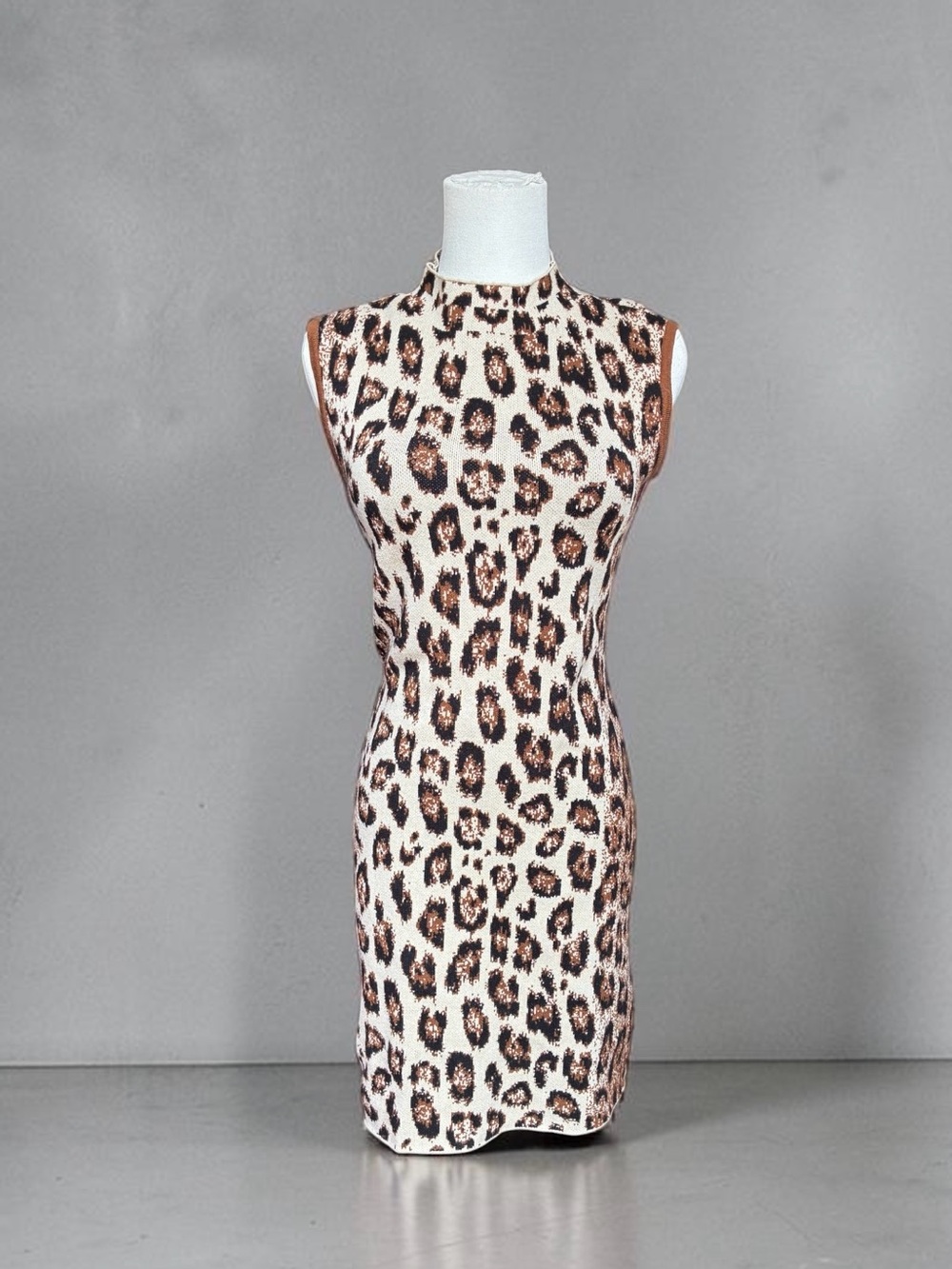 Sleeveless Leopard Print Bodycon Dress in Neutral Brown